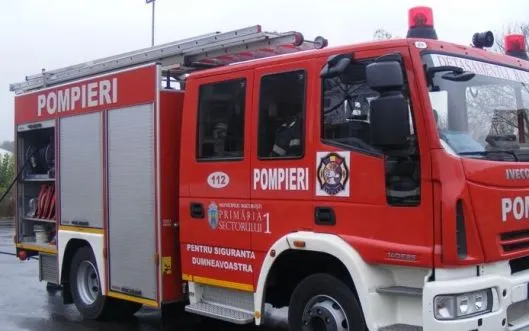 Pompierii sălăjeni,  solicitaţi la foc continuu. În şapte zile - 97 de intervenţii