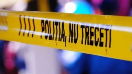 Doi minori din Derşida, suspectaţi de furtul şi incendierea unui autoturism