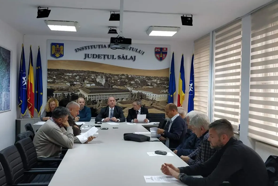 Zeci de sălăjeni muncesc încă "la negru"
