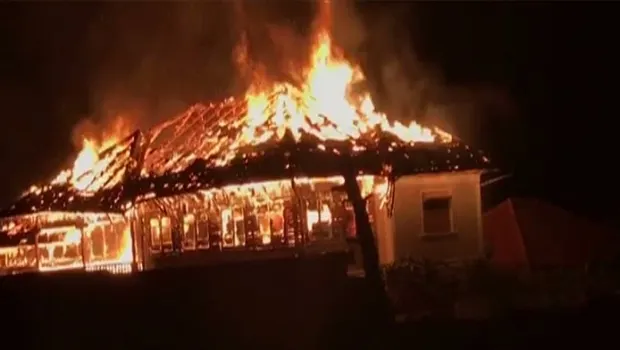 Incendiu la un adăpost de animale