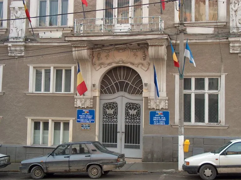 La Şimleu Silvaniei: facilităţi pentru restanţierii care îşi achită integral restanţele la bugetul local