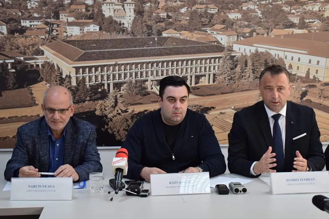 Trei secțiuni din autostrada Transilvania, scoase la licitație. Ministrul Transporturilor a anunțat, la Zalău, termenul de depunere a ofertelor