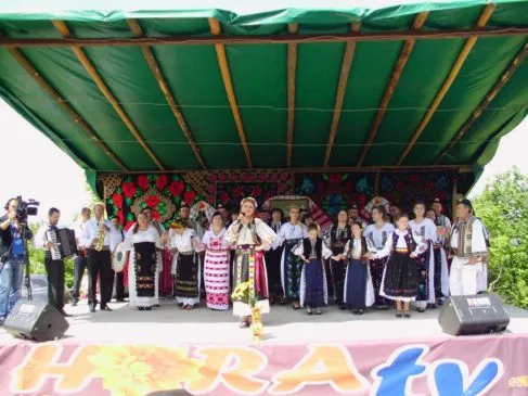 La Pria, spectacol pentru fiii satului şi iubitorii de folclor