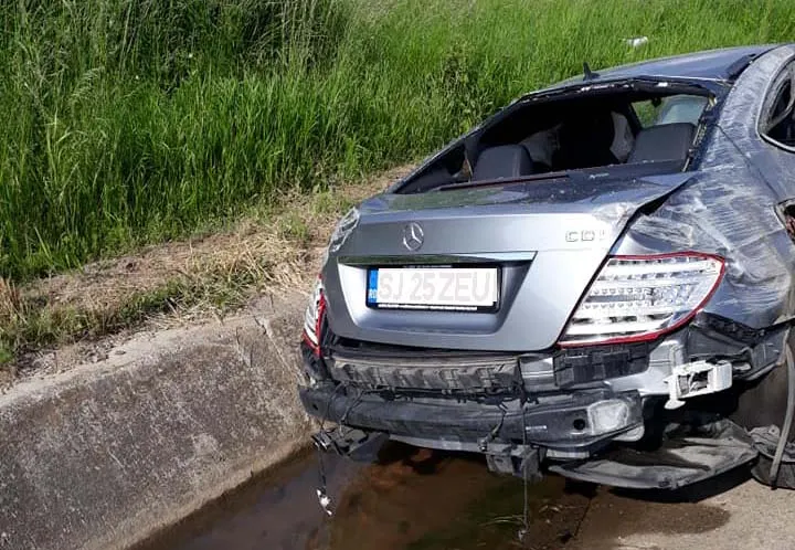 Șofer din Sălaj, implicat într-un accident rutier la ieșire din Huedin