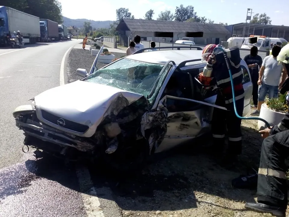 Accident grav la intrare în Ileanda, pe DN1C