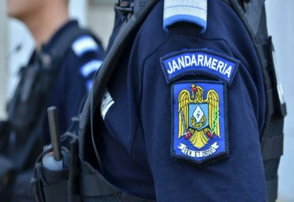 Scandal între două familii din Zalău, aplanat de jandarmi și polițiști! S-a lăsat cu amenzi