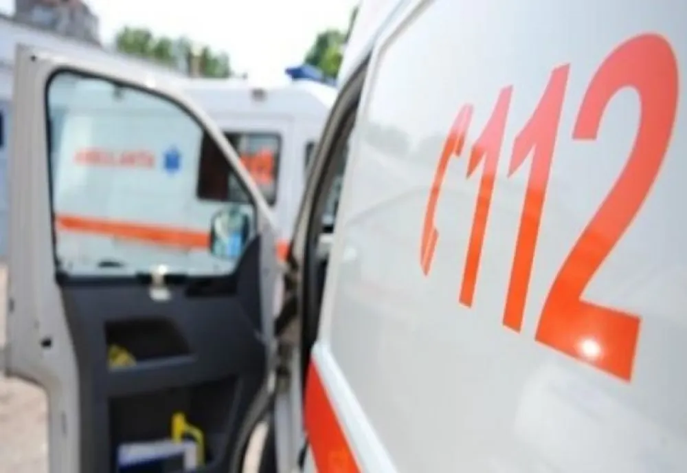 Accident pe DN1 în Bihor provocat de un tânăr din Sălaj! Un şofer din Râmnicu Vâlcea a fost rănit şi ajuns la spital