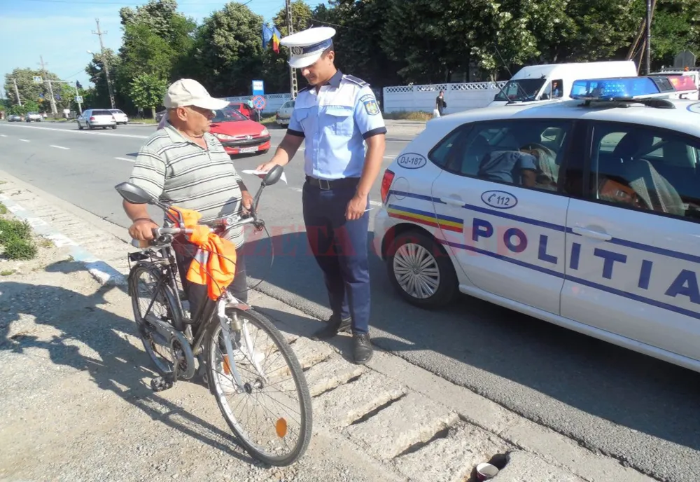 Peste 200 de bicicliști din Sălaj, amendați de polițiști, în primele 7 luni din 2021! Vezi în câte accidente grave au fost implicați