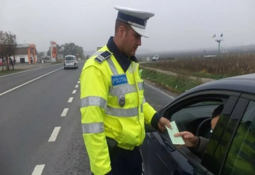 Polițiștii din Sălaj au desfășurat sute de verificări cu privire la respectarea măsurilor de protecție sanitară