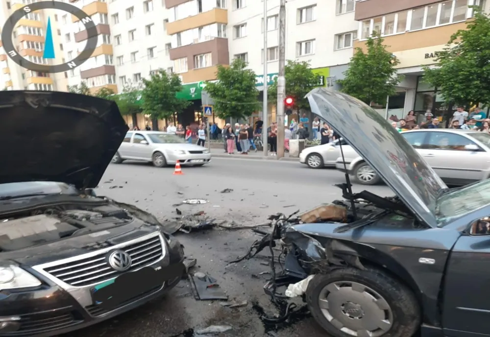 Accident în Zalău! O femeie, un copil de 7 ani și un bebeluș de 5 luni au fost transportați la spital