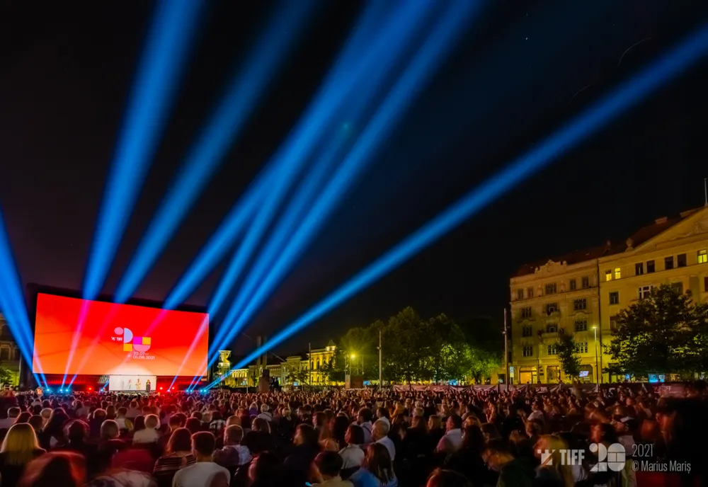 Începe TIFF: Spectatorii sunt așteptați la un eveniment impresionant,  care ia startul în Piața Unirii din Cluj-Napoca