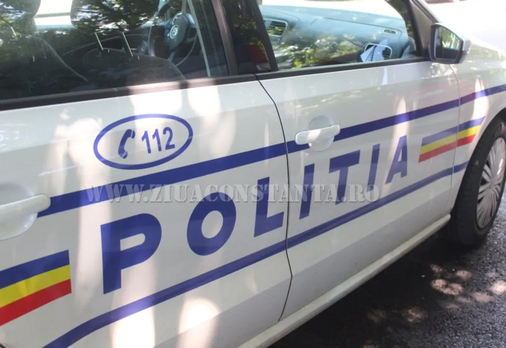 A vrut să-și facă loc de parcare și a mutat parapetul de protecție! Polițiștii i-au făcut dosar penal