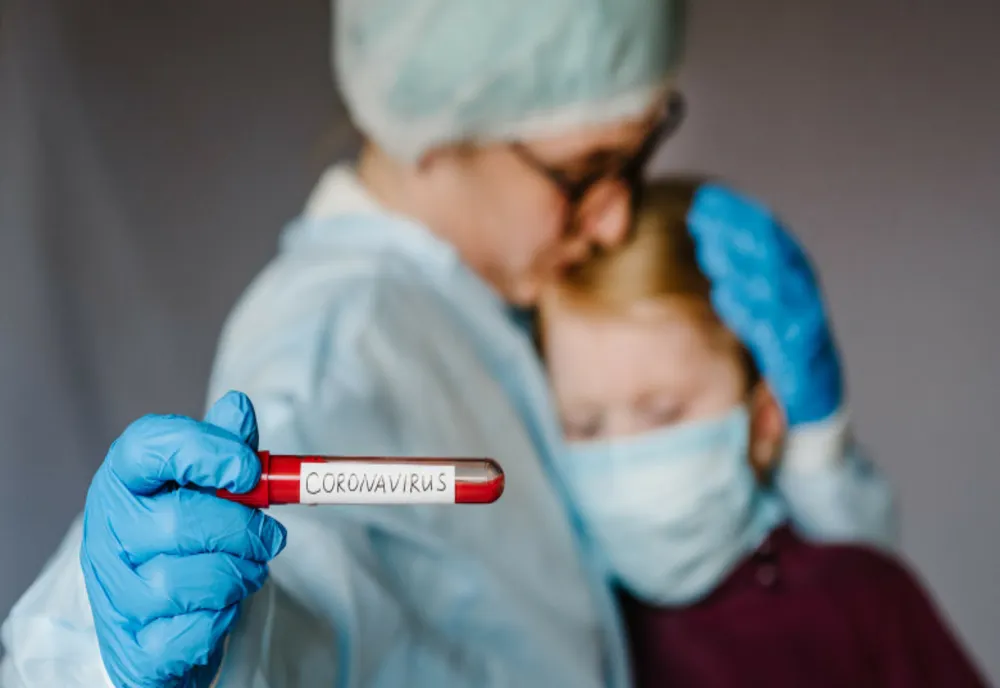 INS: CAZURILE NOI DE PERSOANE INFECTATE CU SARS-CoV-2, ÎN SCĂDERE FAȚĂ DE SĂPTĂMÂNA PRECEDENTĂ