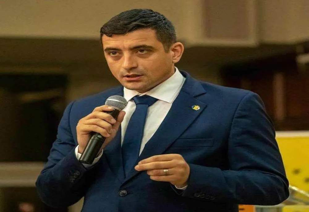 STELIAN NEGREA REAMINTEȘTE CĂ APROPIEREA LUI CIOLACU DE SIMION NU ESTE ÎNTÂMPLĂTOARE: SIMION S-A LANSAT ÎN FIEFUL LUI CIOLACU, SUSȚINUT DE PRIMARUL PSD CONSTANTIN TOMA