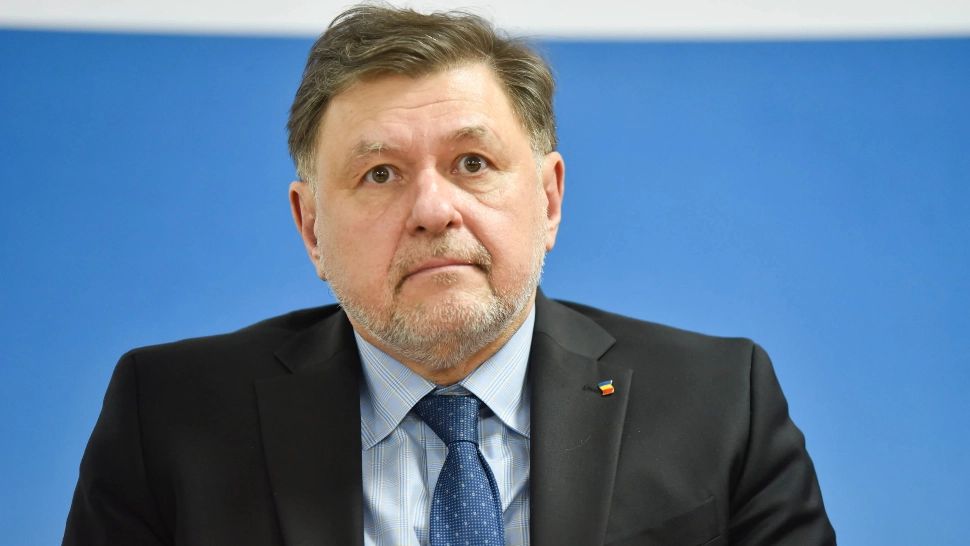 Rafila își apără deciziile ministeriale din perioada pandemiei: "România nu putea cumpăra încă 29 de milioane de doze de vaccin anti-Covid"