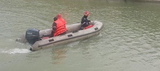 Copil de 14 ani, înecat într-un lac din comuna Buciumi. Trupul a fost găsit după o oră de căutări