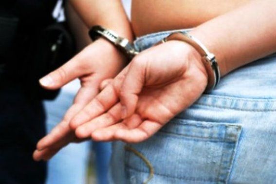 Caz șocant în Şimleu Silvaniei: Şi-a ţinut nepotul în genunchi, legat la gură, fără mâncare şi apă