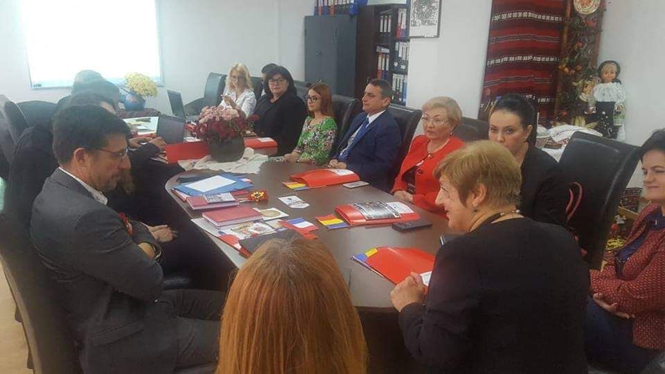 Cadre didactice din Franţa vizitează unităţi şcolare din Sălaj