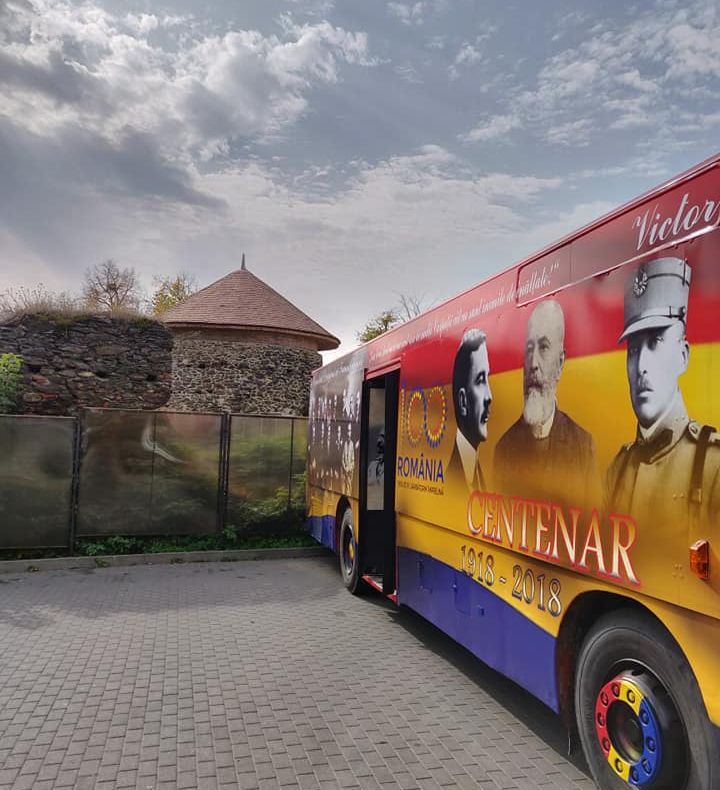 Autobuzul „Centenar Călător” ajunge la Şimleu Silvaniei