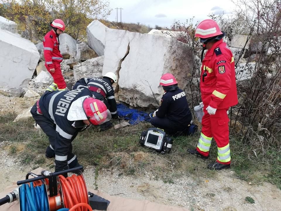 Exerciţii de antrenament pentru pompierii sălăjeni