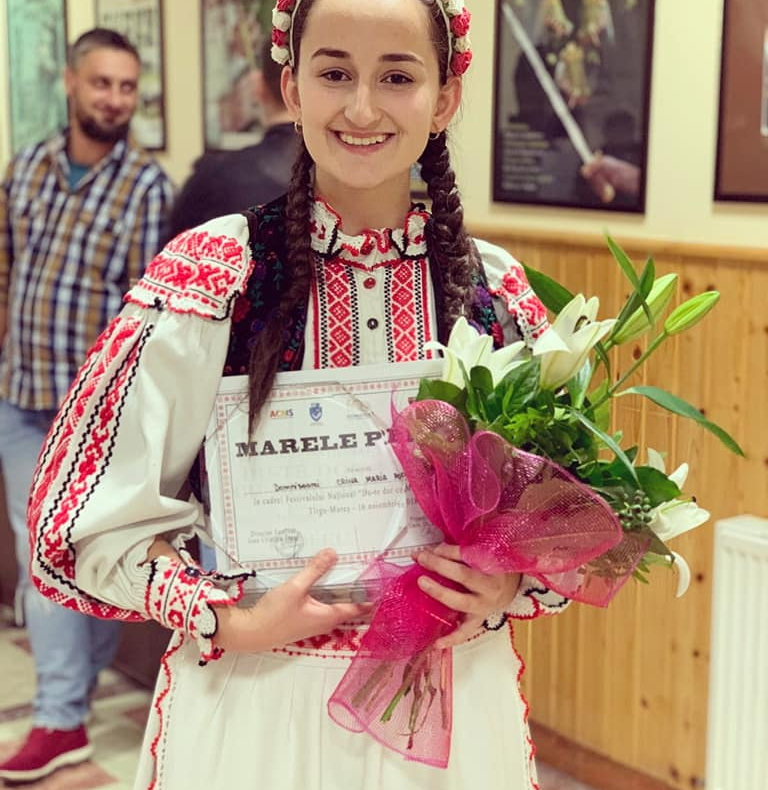 Şimleuanca Crina Pop, câştigătoarea Festivalului „Du-te dor cu Mureşul”