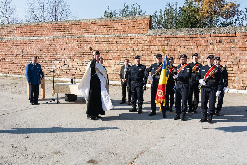 Marţi 13 - zi de sărbătoare pentru Jandarmeria sălăjeană. S-a sfințit noul drapel de luptă al Inspectoratului