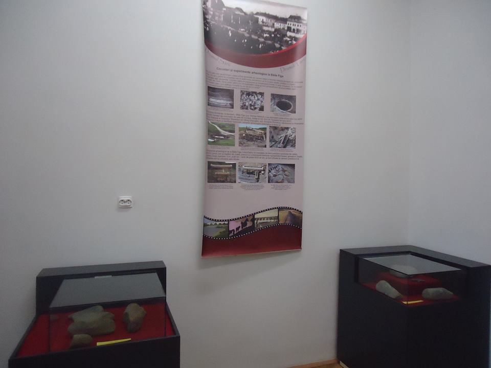 La Galeria de Artă ''Ioan Sima'': Expoziţia ,,Drumul sării. Drumul Țării”, deschisă publicului până la jumătatea lunii ianuarie