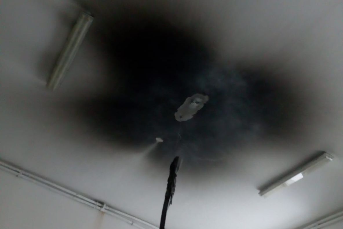 Atelierul de croitorie de la un liceu din Cehu, în flăcări. Elevi şi cadre didactice, evacuaţi de pompieri