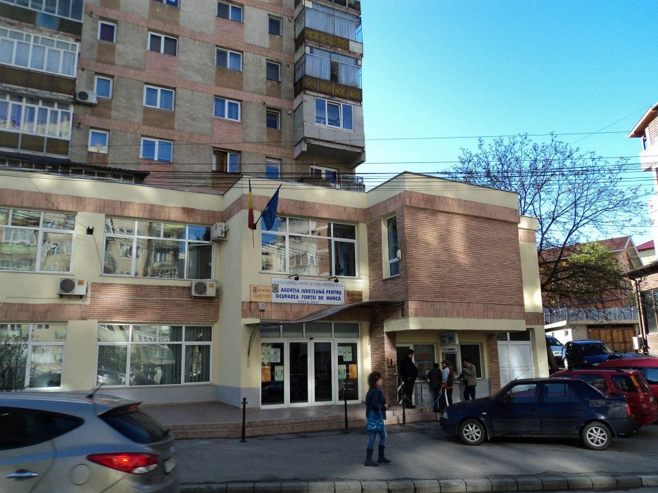 În Sălaj: angajatorii din mediul privat oferă peste 200 de joburi