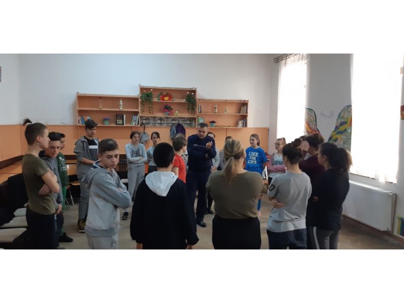 Locuința unor zălăuani, prădată în miezul zilei. Prejudiciul depășește 25.000 de euro