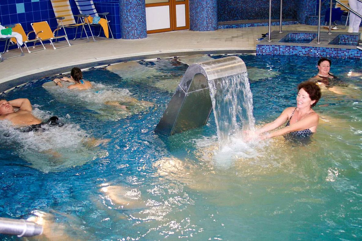 Prin Casa Judeţeană de Pensii, tratament balnear pentru pensionari şi angajaţi