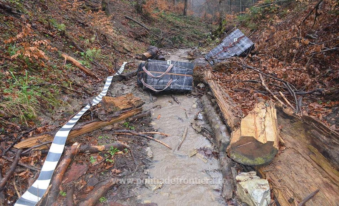 Polițiștii sălăjeni au confiscat haine și încălțăminte contrafăcute