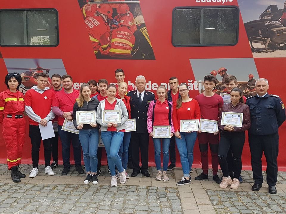 Zeci de sălăjeni au devenit salvatori din pasiune. Înscrierile în Programul ''Voluntar din Pasiune'' continuă!