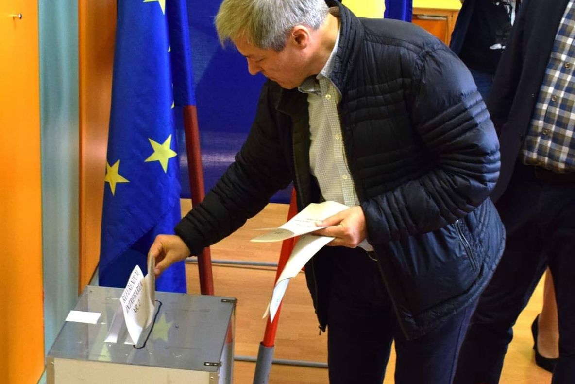 Fostul premier al României a votat la Zalău
