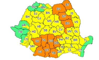 Meteorologii avertizează! De la ora 13.00 - Sălajul sub cod portocaliu de ploi, vijelii şi grindină