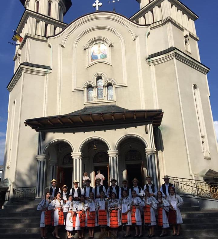 Ansamblul  ''Cununa'' din Jibou, premiul I la Festivalul Internaţional de Folclor ''Dorna, plai de joc și cântec''