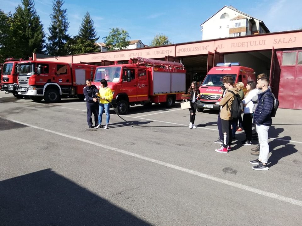 ''Salvator din Pasiune'' continuă. O nouă serie de voluntari, la instruire