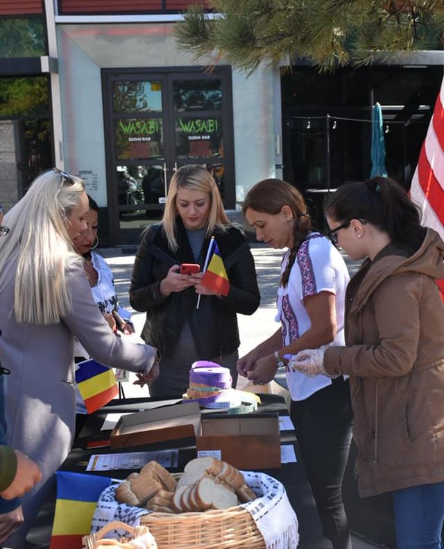 Momente de neuitat pentru sălăjenii plecaţi peste Ocean, la Festivalul Românesc din Lakewood.