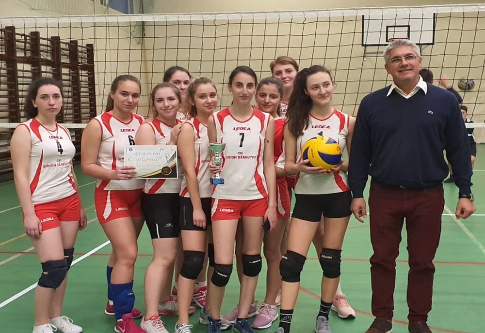 Echipa de volei fete de la API Zalău, locul I la Cupa ''Lyceum''