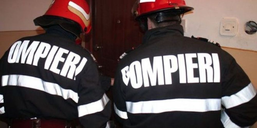  Persoană decedată, descoperită de pompieri într-un apartament din Zalău