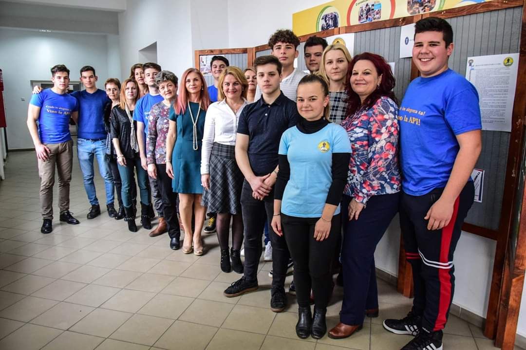 „Firma de exerciţiu, o rampă de lansare în carieră”, la Colegiul Tehnic „Alesandru Papiu Ilarian” Zalău