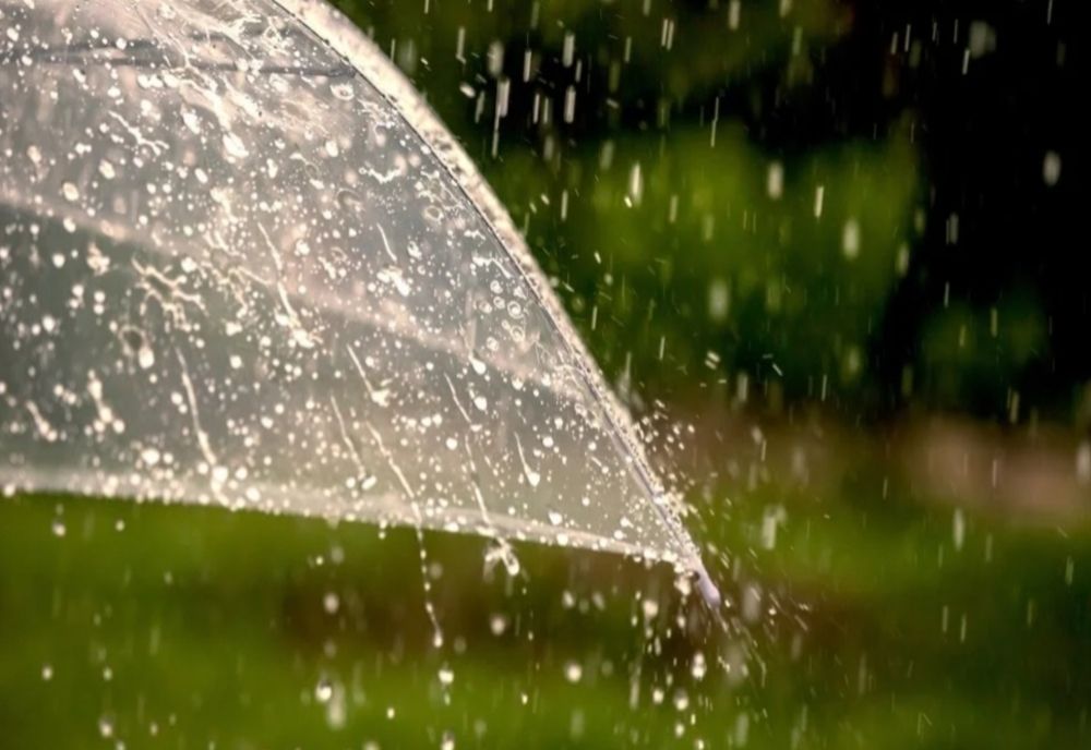 Ploi până marți seara în majoritatea zonelor țării