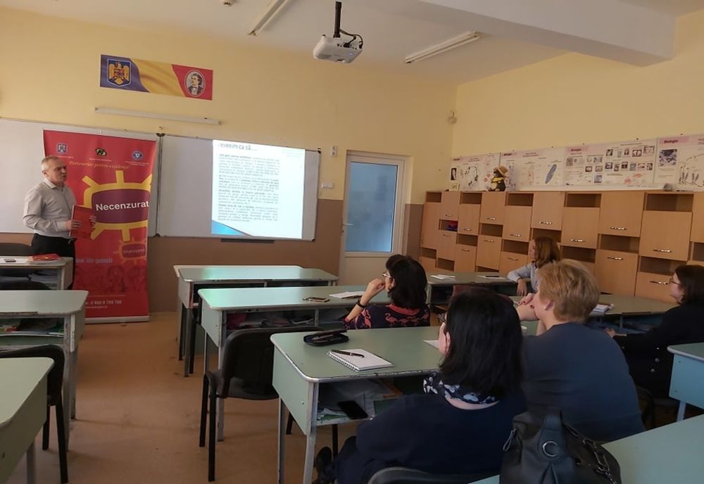 Sute de elevi din Sălaj, incluși în ''Necenzurat'' - un proiect de prevenire a consumului de droguri în rândul populaţiei şcolare 