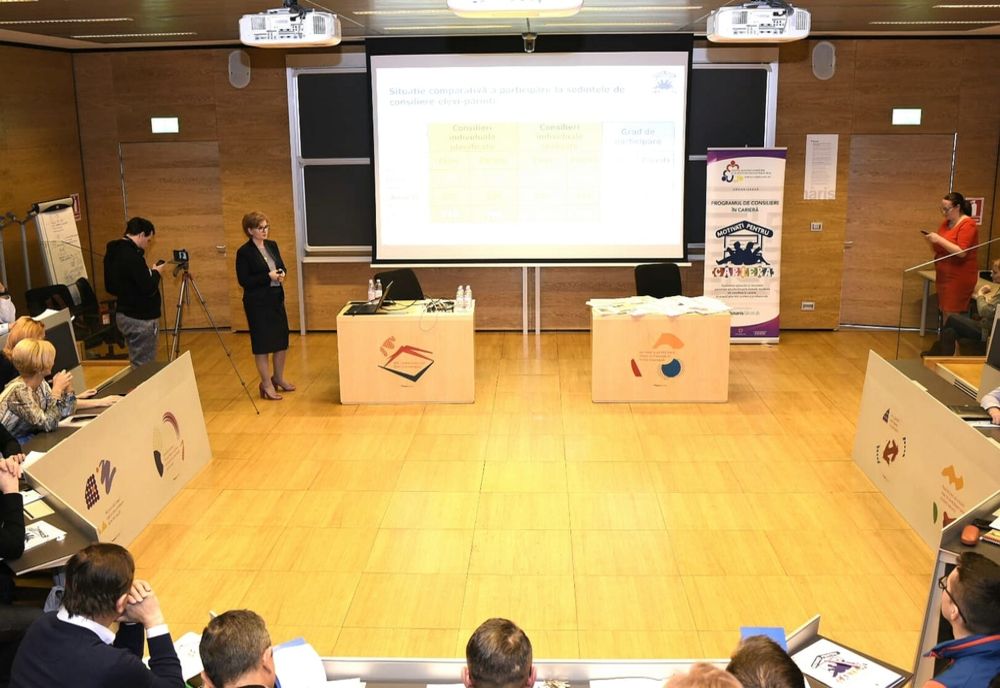 ''Motivaţi în carieră'' - Program de consiliere pentru elevii din Zalău şi Jibou