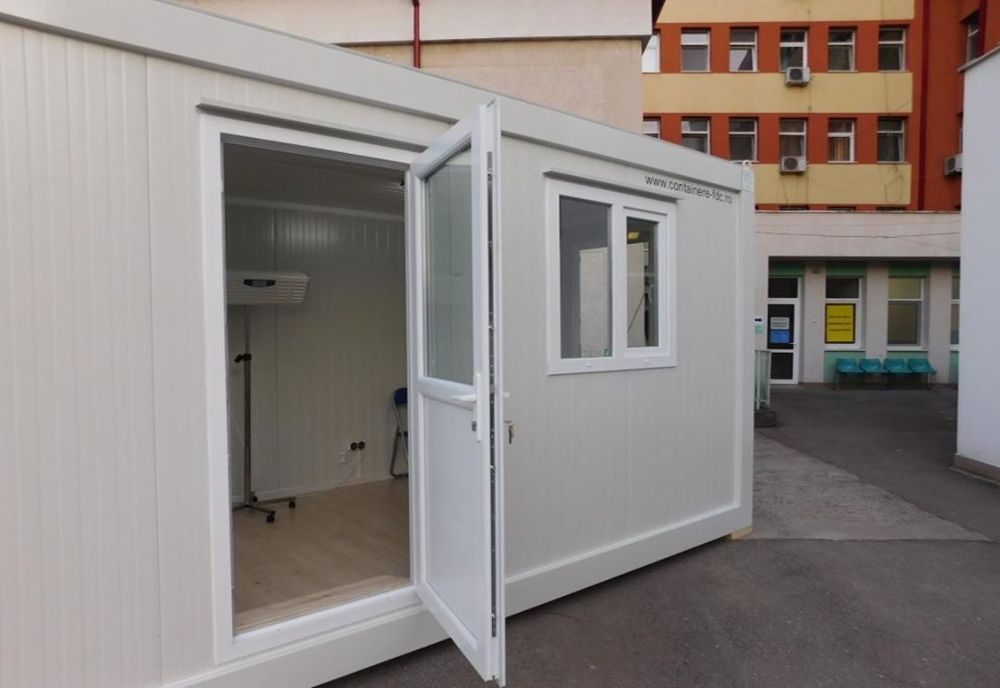 Măsură specială: punct de triaj avansat la intrarea în Spitalul Județean de Urgență Zalău 