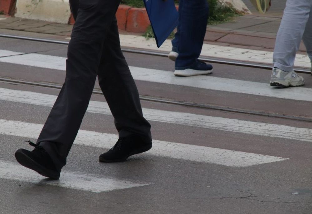 Sute de pietoni indisciplinați, sancționați de polițiști 