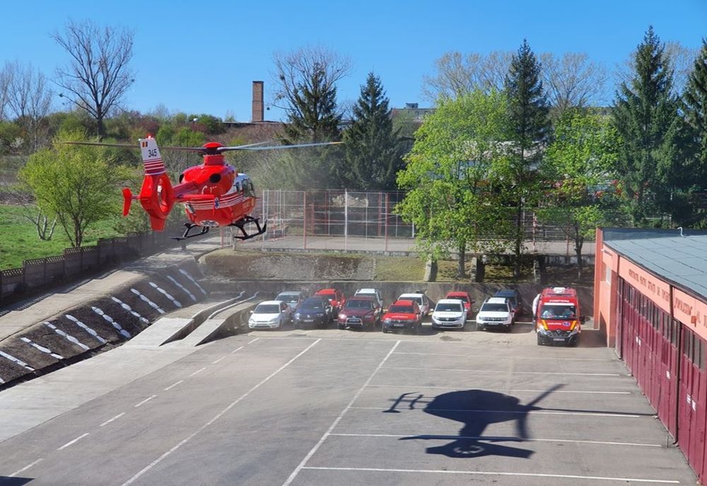 Vârstnică din Măeriște, preluată de elicopterul SMURD