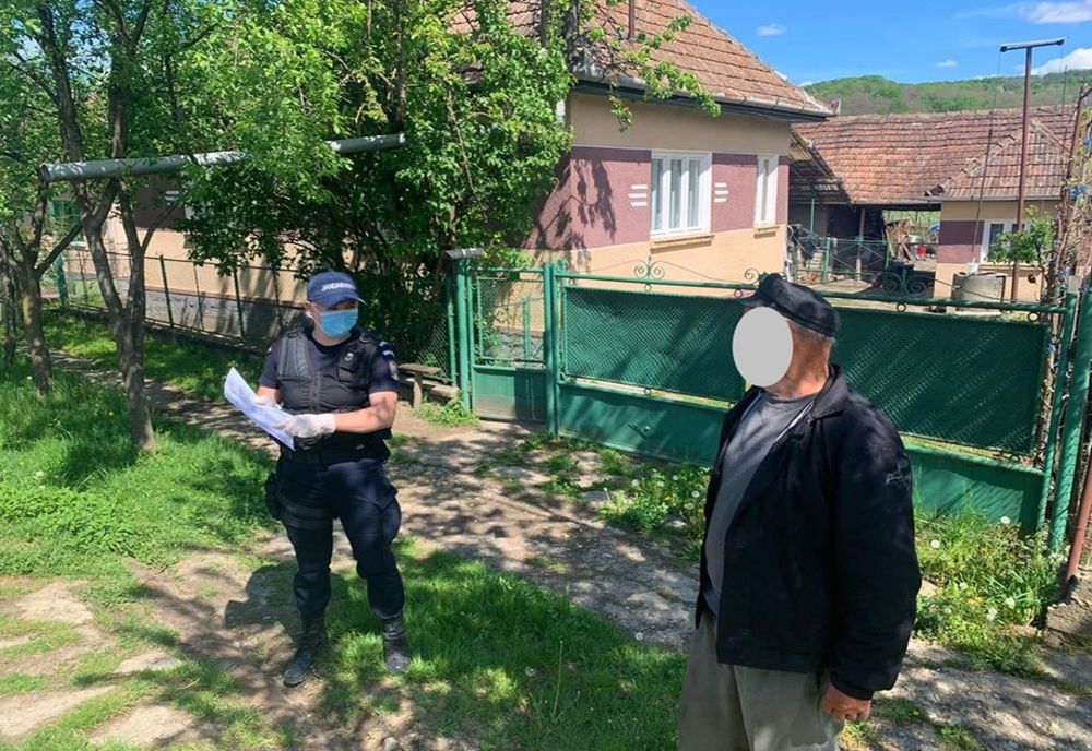 Pentru respectarea Ordonanțelor Militare, cetățenii - informați și consiliați de jandarmi