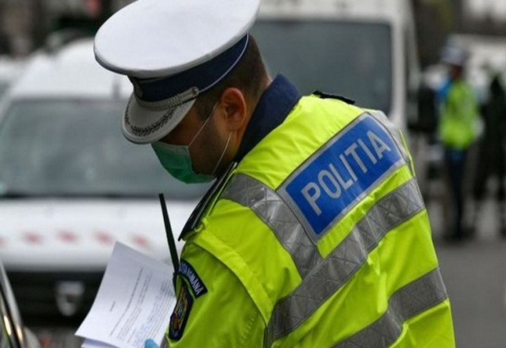 Doi bărbați cu adeverințe false, prinși de polițiștii zălăuani