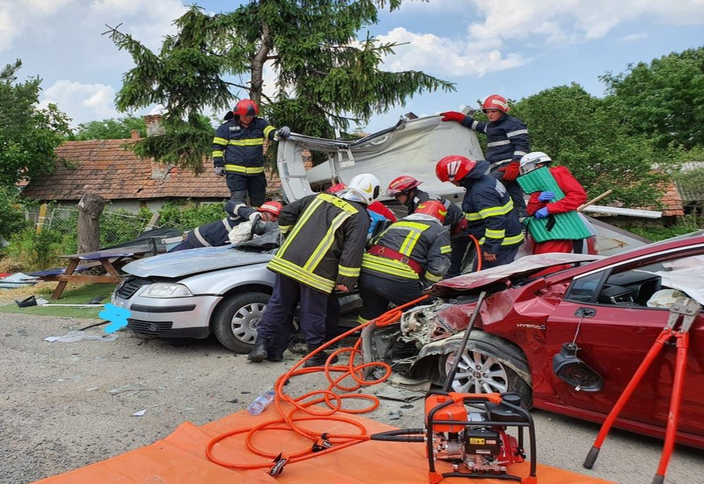 Una dintre persoanele rănite în accidentul petrecut, astăzi, în Zalău, a decedat